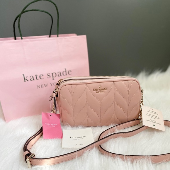 kate spade Handbags - Kate Spade Kendall Crossbody Bag